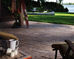 Lafitt™ Patio Slab Collection